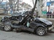 Смертельное ДТП в Николаеве: BMW врезался в припаркованную "Газель"