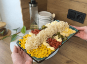 Ситний салат з «Мівіною» та ковбасками