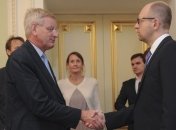 Яценюк обсудил с Бильдтом дальнейшие шаги 