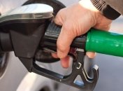 До 10 января нефтетрейдеры снизили цены на топливо