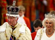 Чарльз III с женой Камиллой в здании парламента в Лондоне 17 июля 2024 года