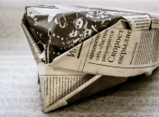 Панамка из газеты