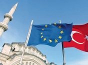 Франция не намерена продолжать переговоры с Турцией о вступлении в ЕС