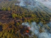 В Черкасской области пятые сутки тушат торфяной пожар