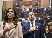 Кристи Ноем, Брайон Ноем