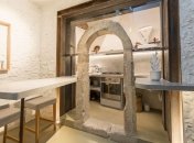 Вот так выглядит элегантная резиденция в бывшей тюрьме (Фото)