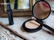 Синяки под глазами легко скрыть (изображение создано с помощью ИИ)