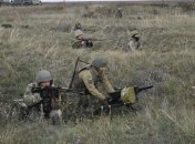 За минувшие сутки трое украинских военных ранены