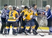 Белый Барс обыграл МХК Динамо в первом матче серии