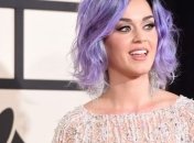 Кэти Перри показала свой номер телефона миллионам подписчиков