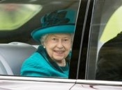 Личный водитель: королева Елизавета II отказалась от вождения