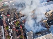 Спасатели опасаются обрушения обгоревшего здания на Крещатике