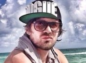 Артем Милевский испытал свои силы в пляжном футболе