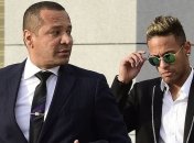 Отец Неймара встретится с представителями Барселоны