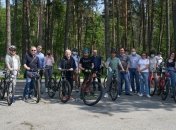 Зеленский на велосипеде встретился с журналистами в резиденции Залесье