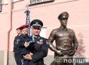 Відкриття "Бронзового капітана" у Києві