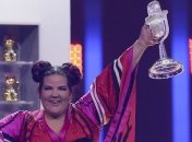 У победительницы Евровидения сломалась награда 