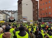 В Германии второй день митингуют "желтые жилеты"