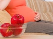 Дети худеющих мам рискуют растолстеть