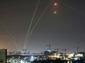 "Сняли маски – надели каски": русскоязычные жители Израиля о том, как проводят ночи под обстрелами и пытаются не сойти с ума (видео)