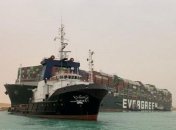 СМИ сообщили о большом прорыве в операции по разблокировке Суэцкого канала: подробности