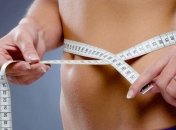 Диетологи рассказали, что обязательно должны включать в свой рацион худеющие