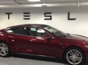 Tesla выпускает 2 тысячи автомобилей в неделю