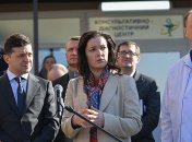 Зеленский пообещал в текущем году отремонтировать 220 опорных больниц