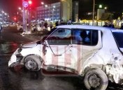 Пытался "проскочить" на красный: в аварии в Киеве разбилось сразу четыре авто (эксклюзивные фото)