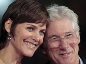 Ричард Гир и Кэри Лоуэлл разводятся 