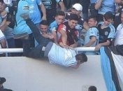 В разборках на стадионе погиб футбольный фанат (Видео)