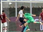 Чудесный выстрел Томиясу - в обзоре матча Милан - Болонья (Видео)