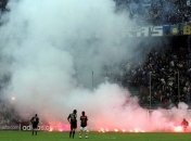 Федерация футбола Украины отсудила у хулиганов по 100 тысяч гривен