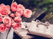 Поздравления с Днем рождения: открытки и стихи на 18 января