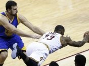 НБА. "Кливленд" разгромил "Голден Стэйт" в 3-м матче финальной серии