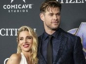 Романтика: Крис Хемсворт поделился нежным снимком с женой 