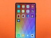 Безрамочный Xiaomi Mi Mix будет продаваться в новом цвете