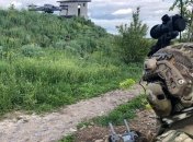 Окупанти на Донбасі обстріляли низку українських позцій, троє віськових поранені