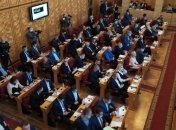 Партия венгров устроил демарш на сессии Закарпатского облсовета (видео)