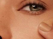 Поради для жінок, як правильно наносити тональну основу