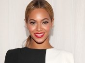 Беременная Бейонсе радует облегающими нарядами