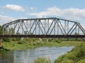 На Луганщине взорвали железнодорожный мост