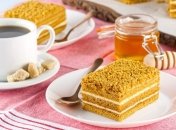 Торт получится воздушным и очень вкусным