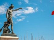 Кабмін Франції готує проєкт, щодо продовження карантину до липня