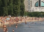 СЭС запретила купаться на всех киевских пляжах