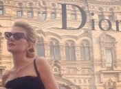 Рената Литвинова произвела фурор на Красной площади  