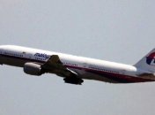 Сбитый "Boeing-777" летел над Украиной по "безопасному маршруту" 