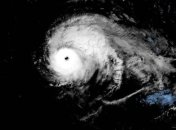 Потопивший судно с украинцами ураган усилился до максимальной категории