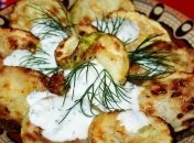 Пальчики оближешь: рецепт невероятно вкусных кабачков в сметанном соусе