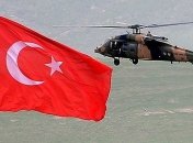 В Турции террористы обстреляли военный вертолет